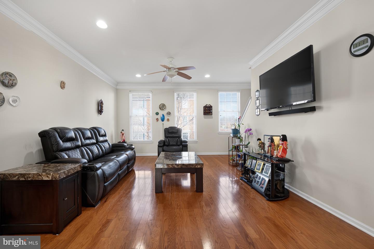 42919 PAMPLIN TER #68C, CHANTILLY, Virginia 20152, 3 Bedrooms Bedrooms, ,3 BathroomsBathrooms,Residential,For sale,42919 PAMPLIN TER #68C,VALO2113630 MLS # VALO2113630