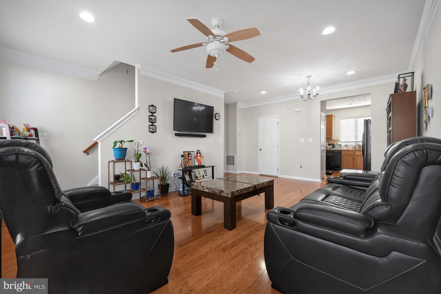 42919 PAMPLIN TER #68C, CHANTILLY, Virginia 20152, 3 Bedrooms Bedrooms, ,3 BathroomsBathrooms,Residential,For sale,42919 PAMPLIN TER #68C,VALO2113630 MLS # VALO2113630