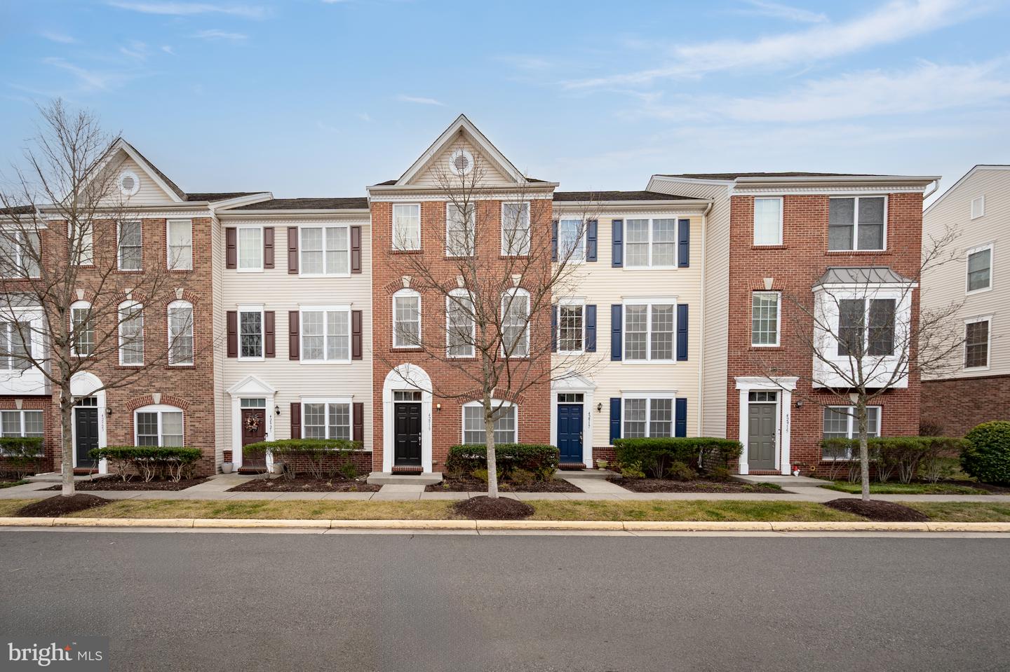 42919 PAMPLIN TER #68C, CHANTILLY, Virginia 20152, 3 Bedrooms Bedrooms, ,3 BathroomsBathrooms,Residential,For sale,42919 PAMPLIN TER #68C,VALO2113630 MLS # VALO2113630
