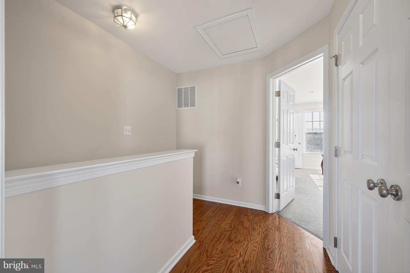 42919 PAMPLIN TER #68C, CHANTILLY, Virginia 20152, 3 Bedrooms Bedrooms, ,3 BathroomsBathrooms,Residential,For sale,42919 PAMPLIN TER #68C,VALO2113630 MLS # VALO2113630