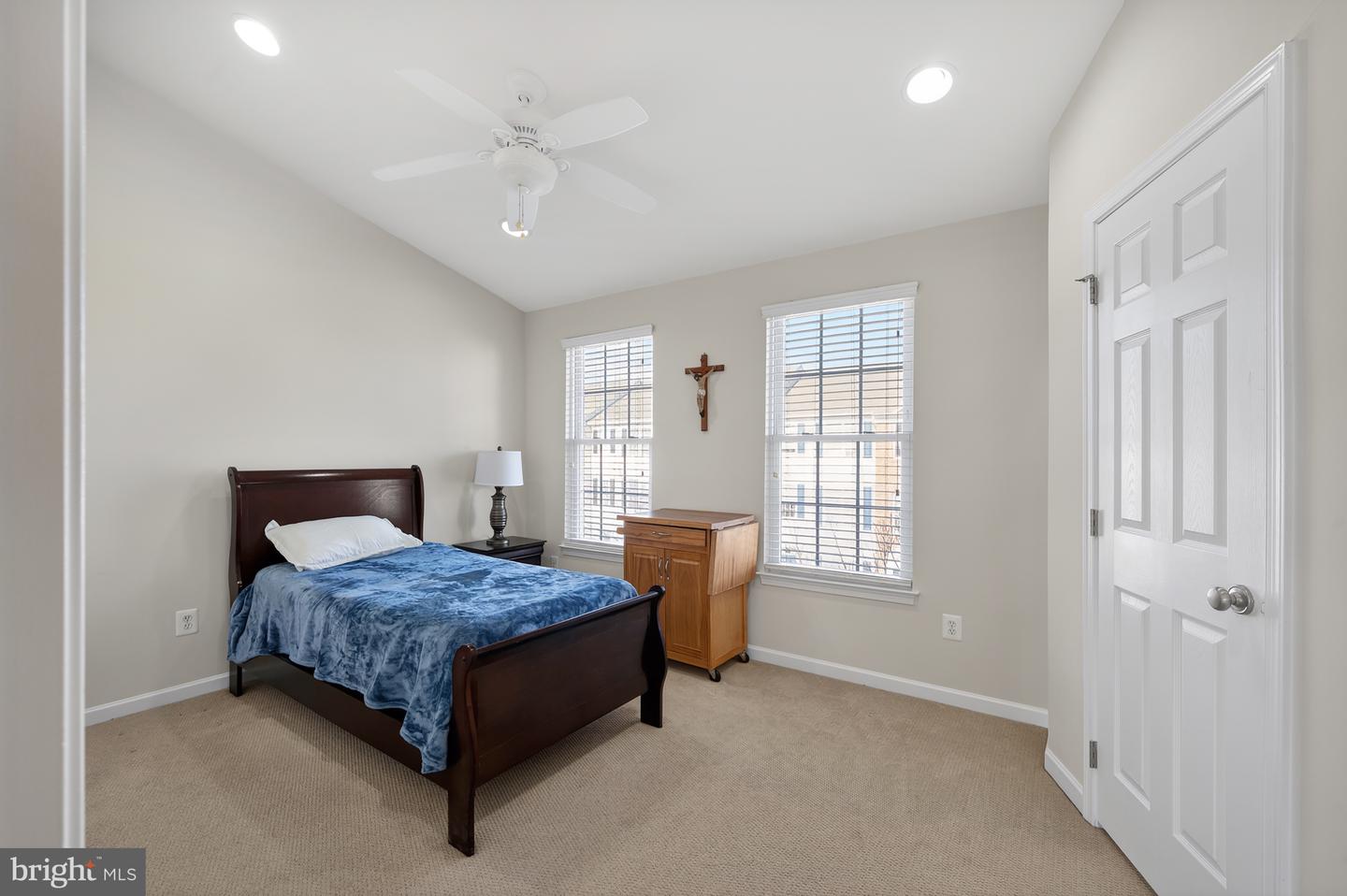 42919 PAMPLIN TER #68C, CHANTILLY, Virginia 20152, 3 Bedrooms Bedrooms, ,3 BathroomsBathrooms,Residential,For sale,42919 PAMPLIN TER #68C,VALO2113630 MLS # VALO2113630