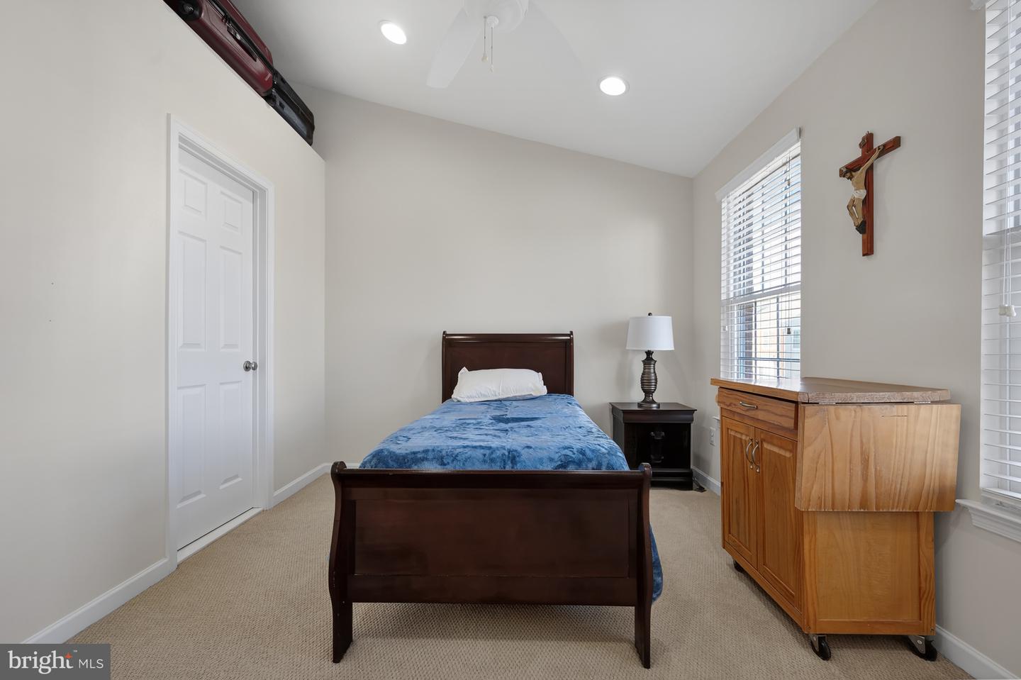 42919 PAMPLIN TER #68C, CHANTILLY, Virginia 20152, 3 Bedrooms Bedrooms, ,3 BathroomsBathrooms,Residential,For sale,42919 PAMPLIN TER #68C,VALO2113630 MLS # VALO2113630