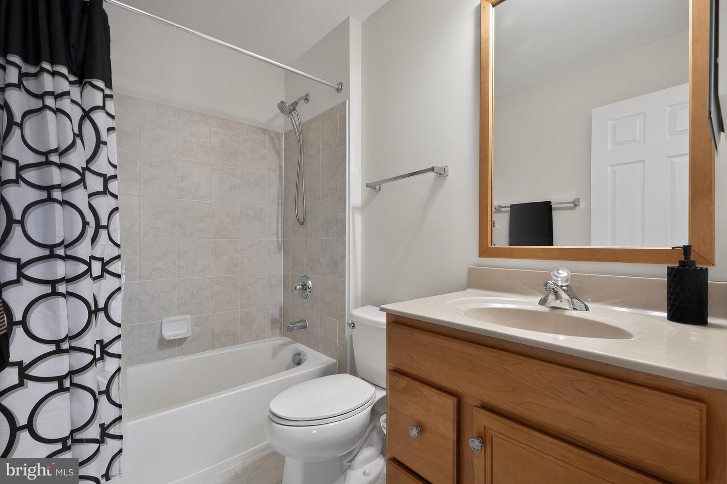 42919 PAMPLIN TER #68C, CHANTILLY, Virginia 20152, 3 Bedrooms Bedrooms, ,3 BathroomsBathrooms,Residential,For sale,42919 PAMPLIN TER #68C,VALO2113630 MLS # VALO2113630