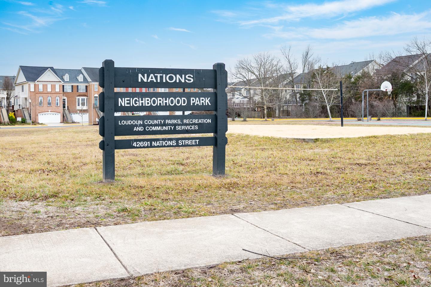 42919 PAMPLIN TER #68C, CHANTILLY, Virginia 20152, 3 Bedrooms Bedrooms, ,3 BathroomsBathrooms,Residential,For sale,42919 PAMPLIN TER #68C,VALO2113630 MLS # VALO2113630