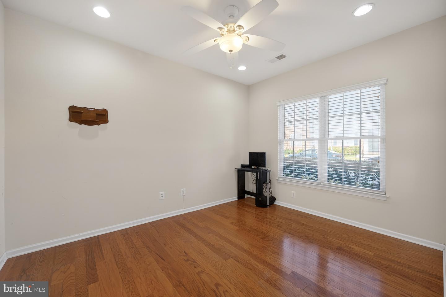 42919 PAMPLIN TER #68C, CHANTILLY, Virginia 20152, 3 Bedrooms Bedrooms, ,3 BathroomsBathrooms,Residential,For sale,42919 PAMPLIN TER #68C,VALO2113630 MLS # VALO2113630