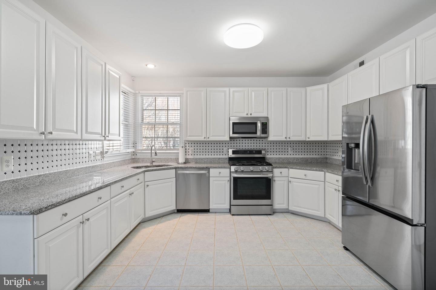 20913 SOLOMONS CT, STERLING, Virginia 20165, 5 Bedrooms Bedrooms, 12 Rooms Rooms,3 BathroomsBathrooms,Residential,For sale,20913 SOLOMONS CT,VALO2113668 MLS # VALO2113668