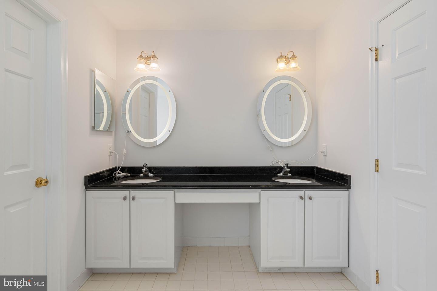 20913 SOLOMONS CT, STERLING, Virginia 20165, 5 Bedrooms Bedrooms, 12 Rooms Rooms,3 BathroomsBathrooms,Residential,For sale,20913 SOLOMONS CT,VALO2113668 MLS # VALO2113668