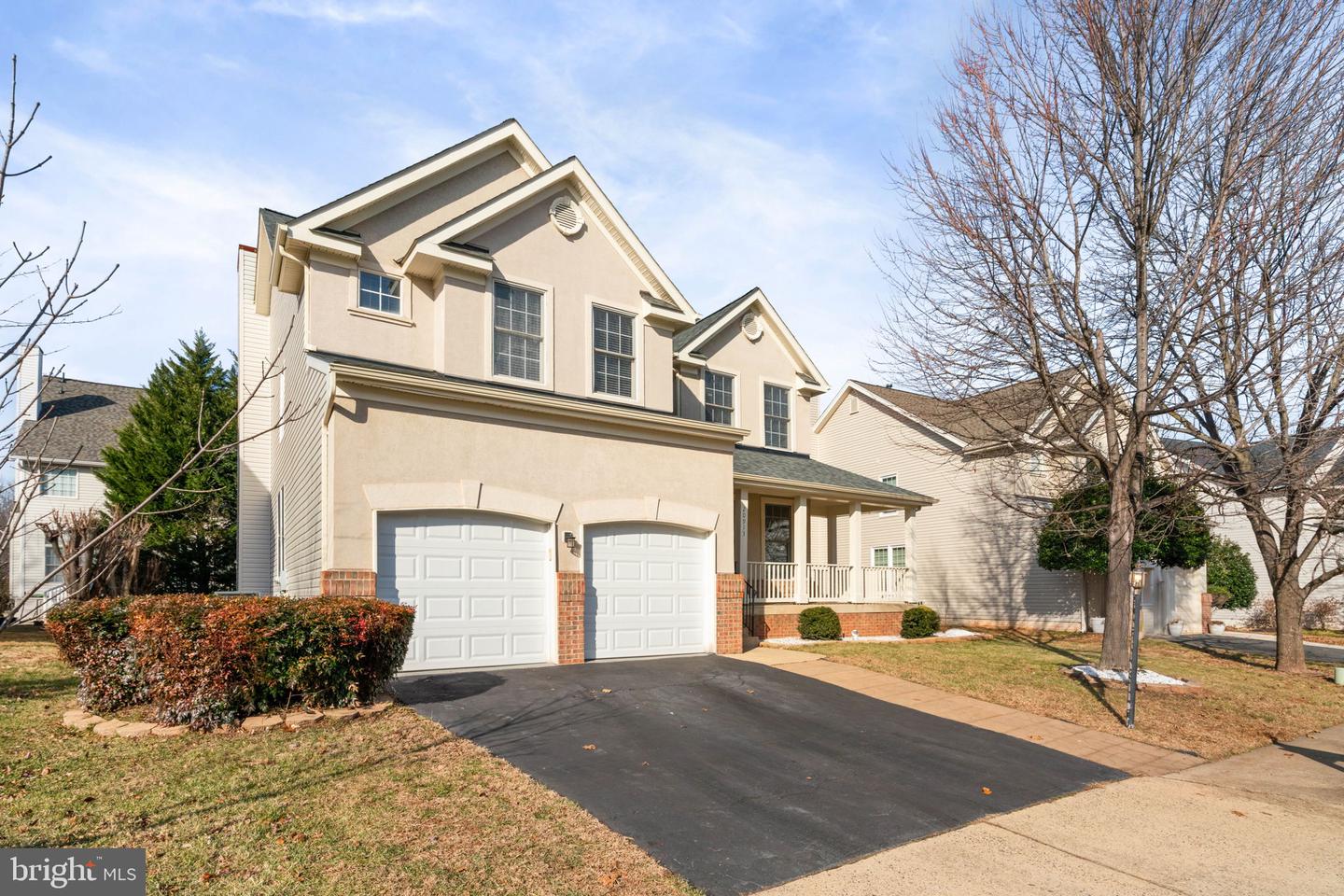 20913 SOLOMONS CT, STERLING, Virginia 20165, 5 Bedrooms Bedrooms, 12 Rooms Rooms,3 BathroomsBathrooms,Residential,For sale,20913 SOLOMONS CT,VALO2113668 MLS # VALO2113668