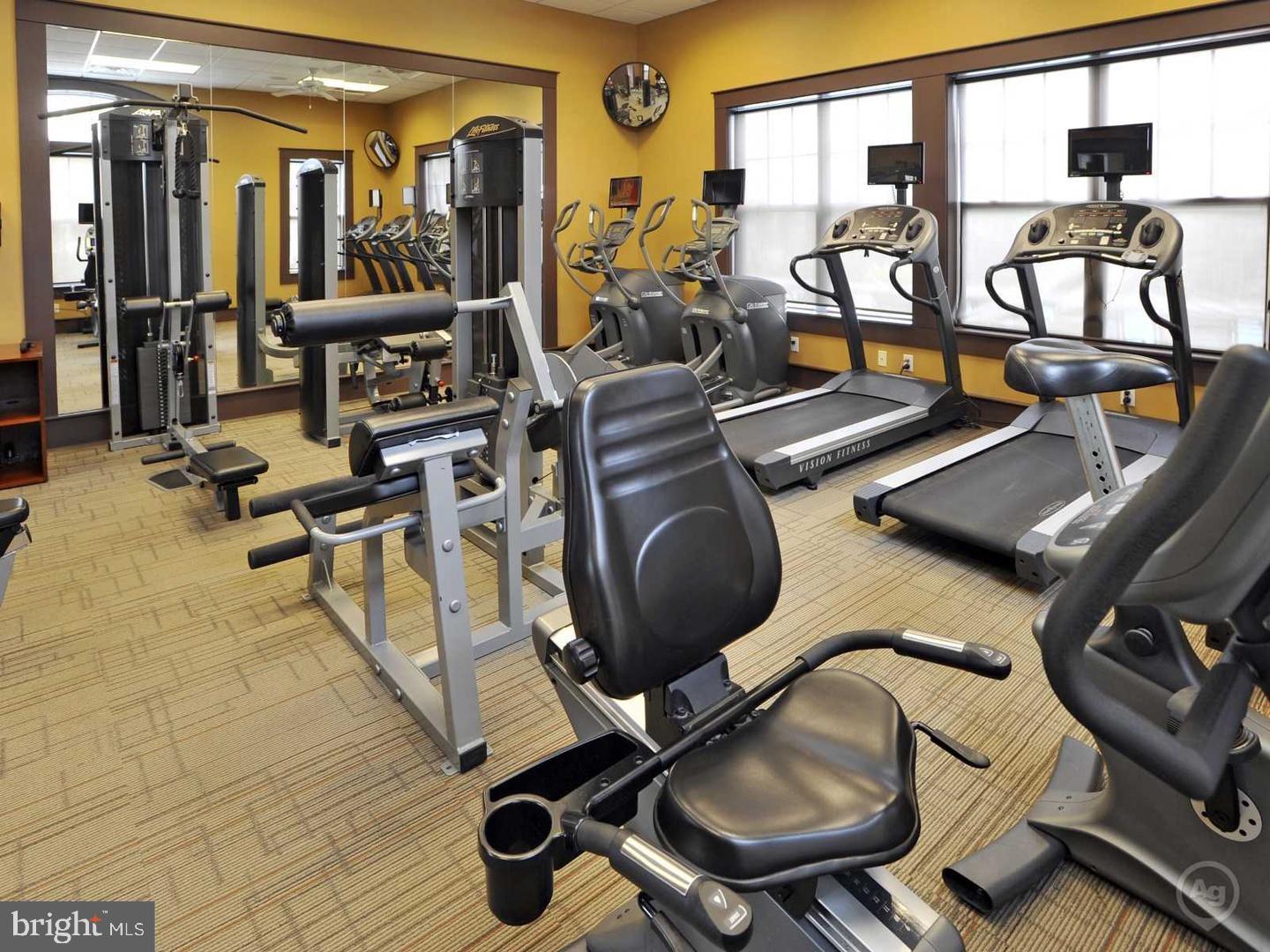 20913 SOLOMONS CT, STERLING, Virginia 20165, 5 Bedrooms Bedrooms, 12 Rooms Rooms,3 BathroomsBathrooms,Residential,For sale,20913 SOLOMONS CT,VALO2113668 MLS # VALO2113668