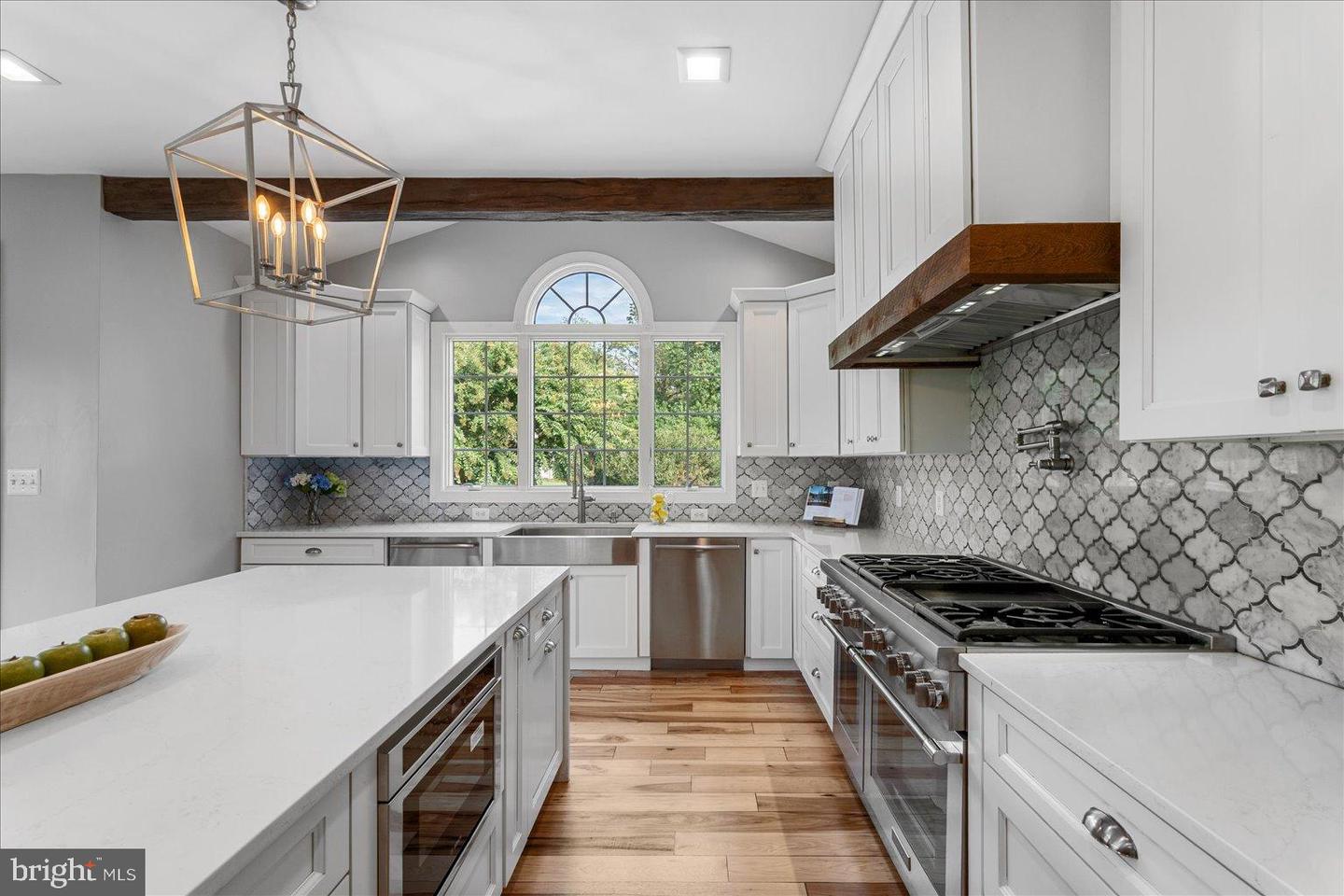 18132 SHENSTONE CT, LEESBURG, Virginia 20175, 4 Bedrooms Bedrooms, 22 Rooms Rooms,5 BathroomsBathrooms,Residential,For sale,18132 SHENSTONE CT,VALO2113678 MLS # VALO2113678