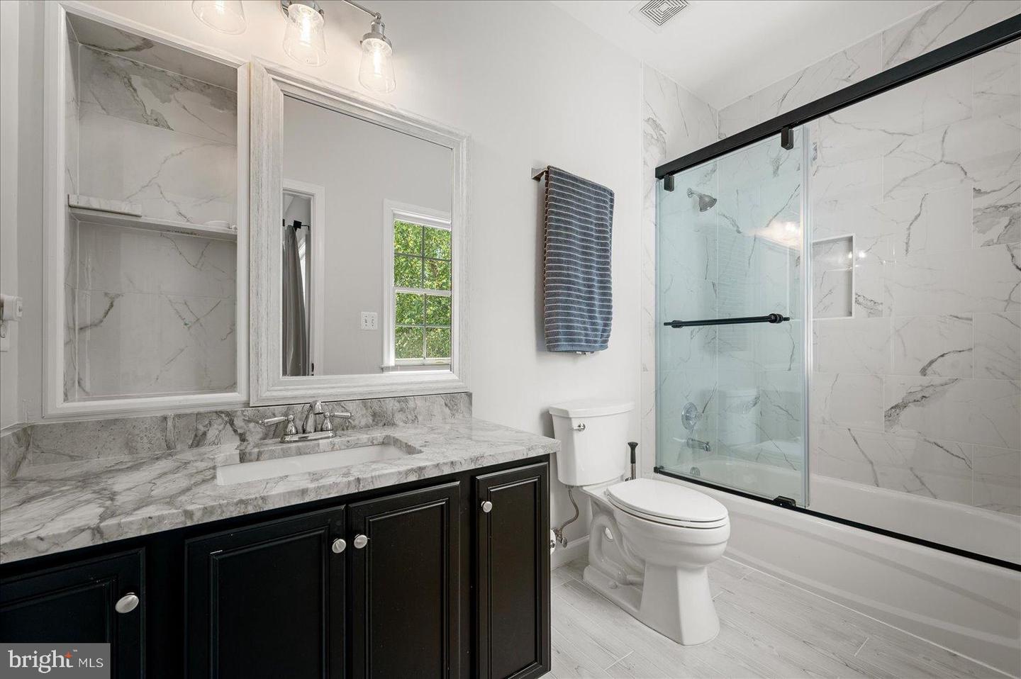 18132 SHENSTONE CT, LEESBURG, Virginia 20175, 4 Bedrooms Bedrooms, 22 Rooms Rooms,5 BathroomsBathrooms,Residential,For sale,18132 SHENSTONE CT,VALO2113678 MLS # VALO2113678