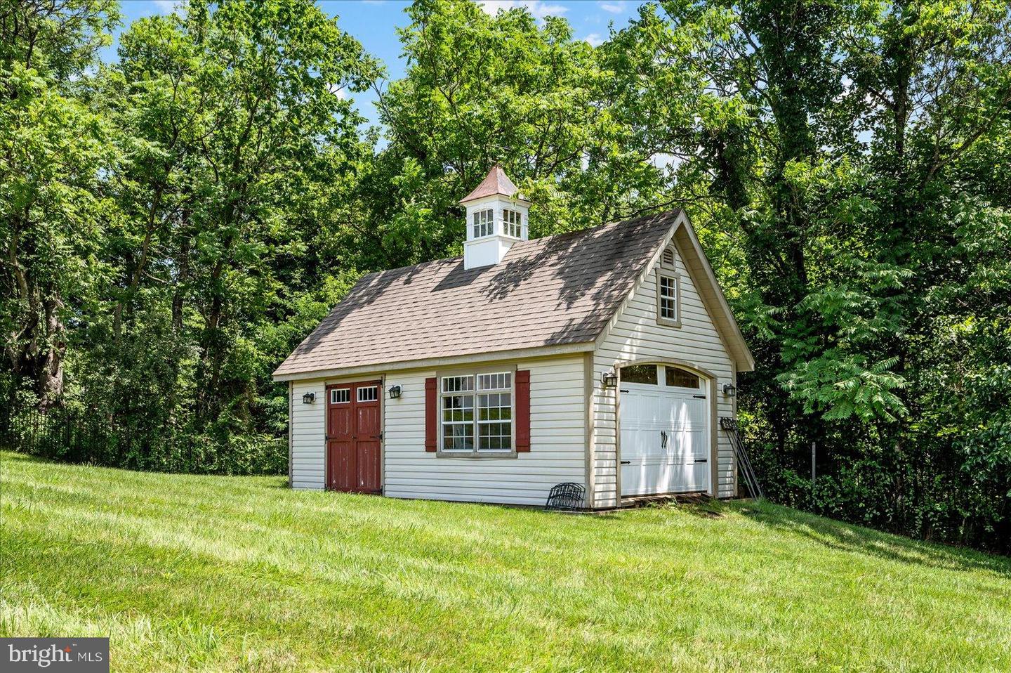 18132 SHENSTONE CT, LEESBURG, Virginia 20175, 4 Bedrooms Bedrooms, 22 Rooms Rooms,5 BathroomsBathrooms,Residential,For sale,18132 SHENSTONE CT,VALO2113678 MLS # VALO2113678