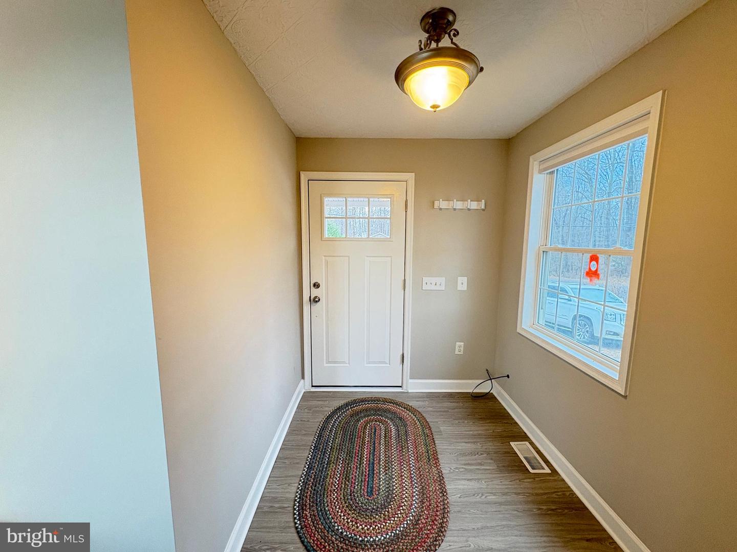 1077 N INDEPENDENCE DR, MONTROSS, Virginia 22520, 3 Bedrooms Bedrooms, 5 Rooms Rooms,2 BathroomsBathrooms,Residential,For sale,1077 N INDEPENDENCE DR,VAWE2010350 MLS # VAWE2010350