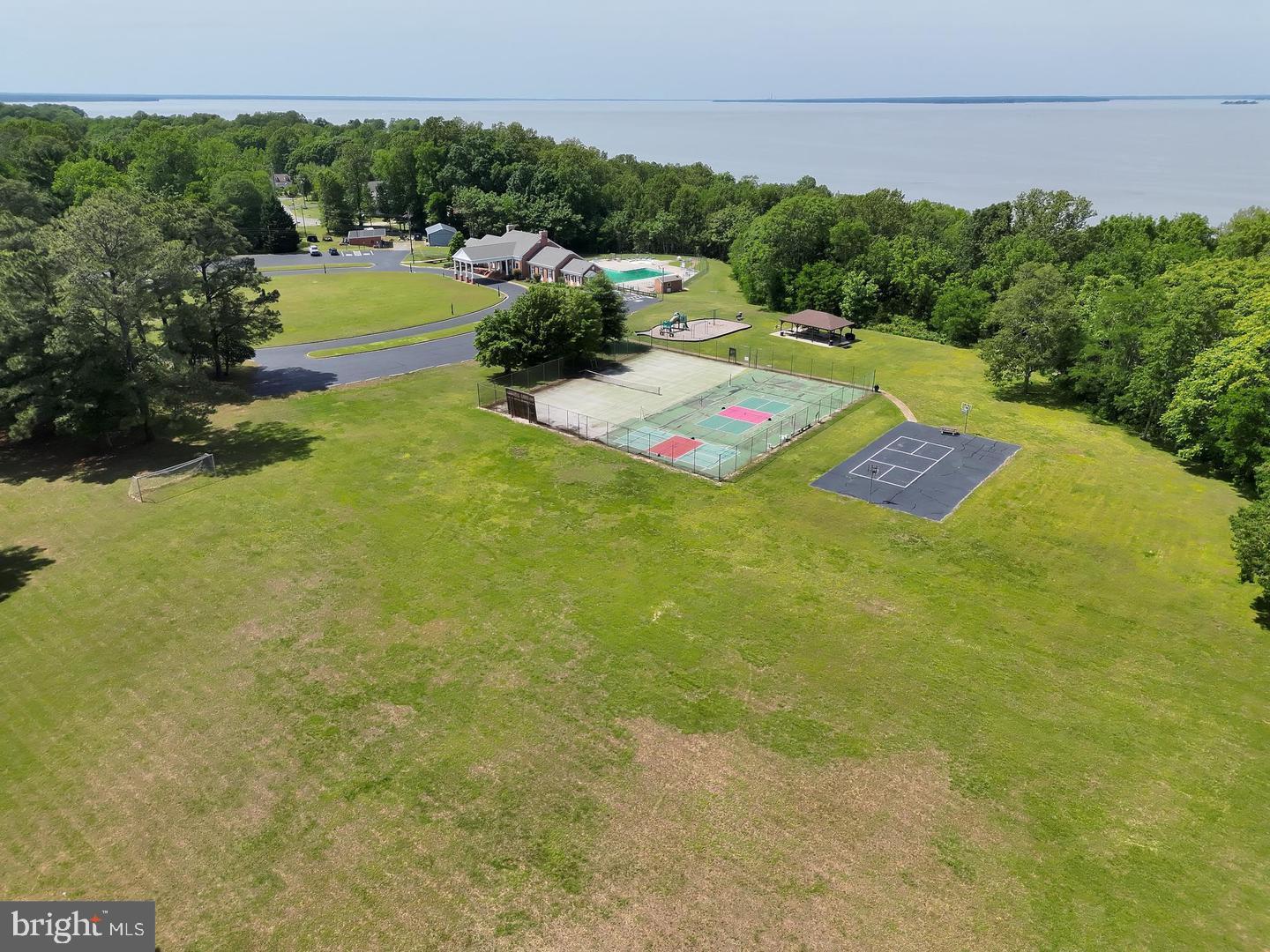 1077 N INDEPENDENCE DR, MONTROSS, Virginia 22520, 3 Bedrooms Bedrooms, 5 Rooms Rooms,2 BathroomsBathrooms,Residential,For sale,1077 N INDEPENDENCE DR,VAWE2010350 MLS # VAWE2010350