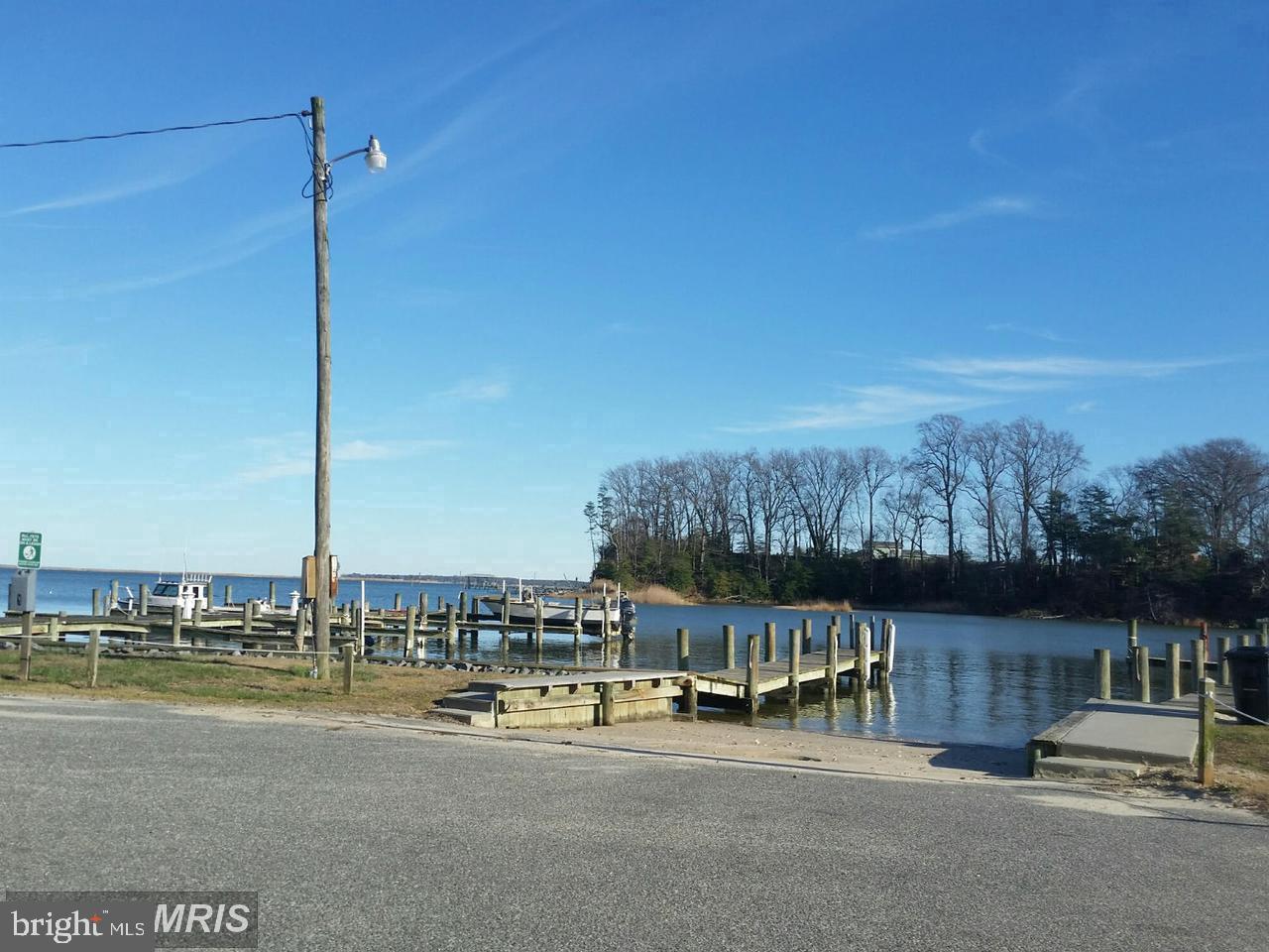 1077 N INDEPENDENCE DR, MONTROSS, Virginia 22520, 3 Bedrooms Bedrooms, 5 Rooms Rooms,2 BathroomsBathrooms,Residential,For sale,1077 N INDEPENDENCE DR,VAWE2010350 MLS # VAWE2010350