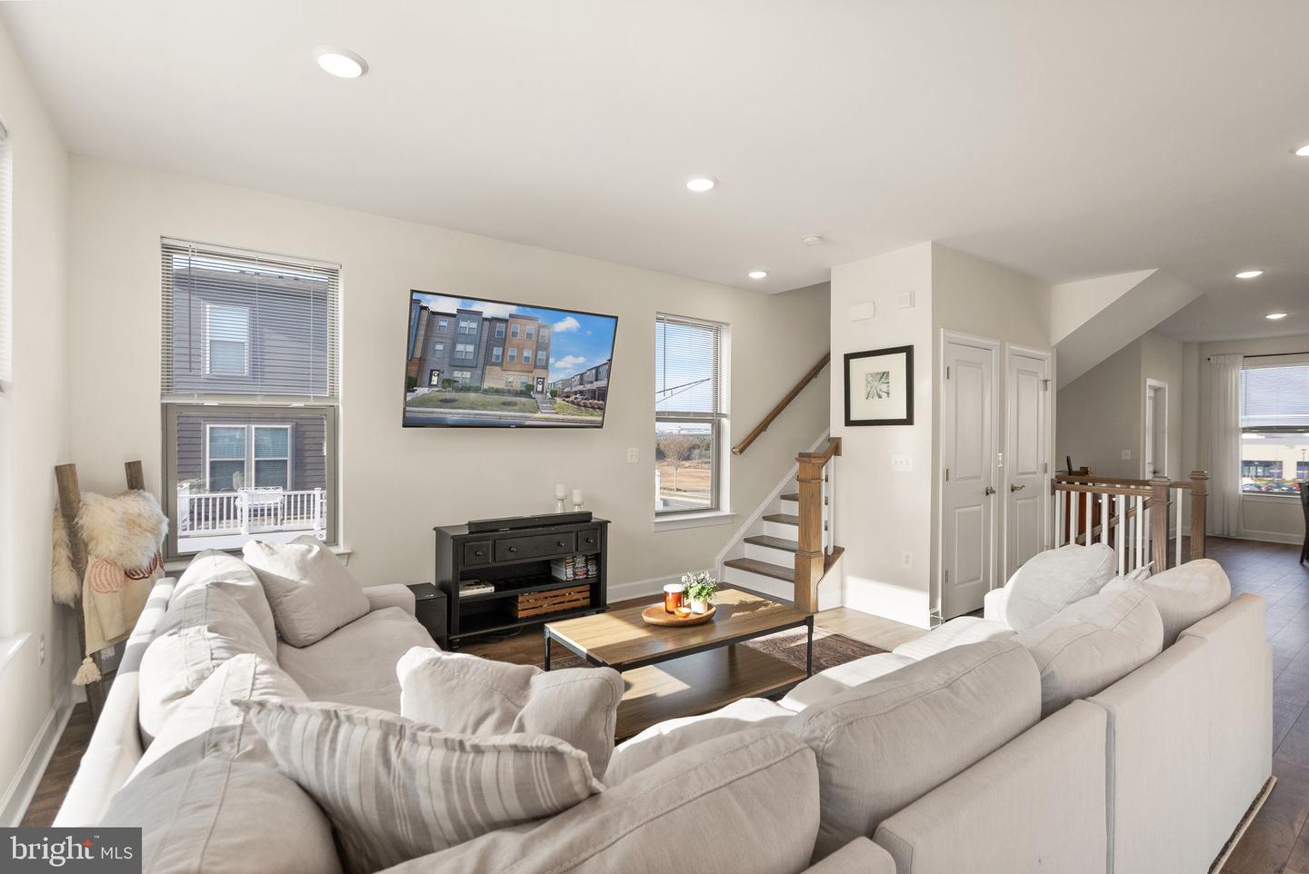 10529 WENRICH TRL, MANASSAS, Virginia 20110, 3 Bedrooms Bedrooms, ,2 BathroomsBathrooms,Residential,For sale,10529 WENRICH TRL,VAMN2009918 MLS # VAMN2009918