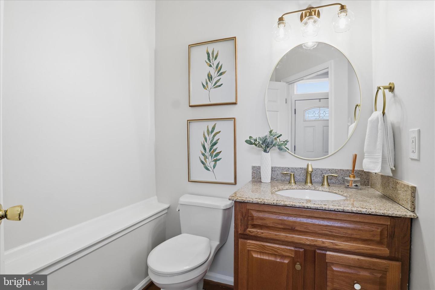 6007 CHICORY PL, ALEXANDRIA, Virginia 22310, 3 Bedrooms Bedrooms, ,3 BathroomsBathrooms,Residential,For sale,6007 CHICORY PL,VAFX2285002 MLS # VAFX2285002