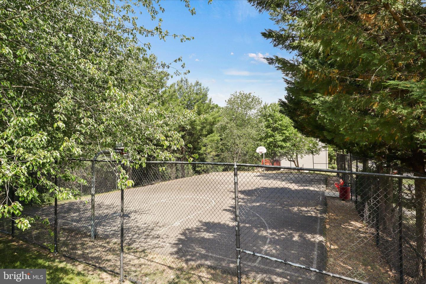 6007 CHICORY PL, ALEXANDRIA, Virginia 22310, 3 Bedrooms Bedrooms, ,3 BathroomsBathrooms,Residential,For sale,6007 CHICORY PL,VAFX2285002 MLS # VAFX2285002