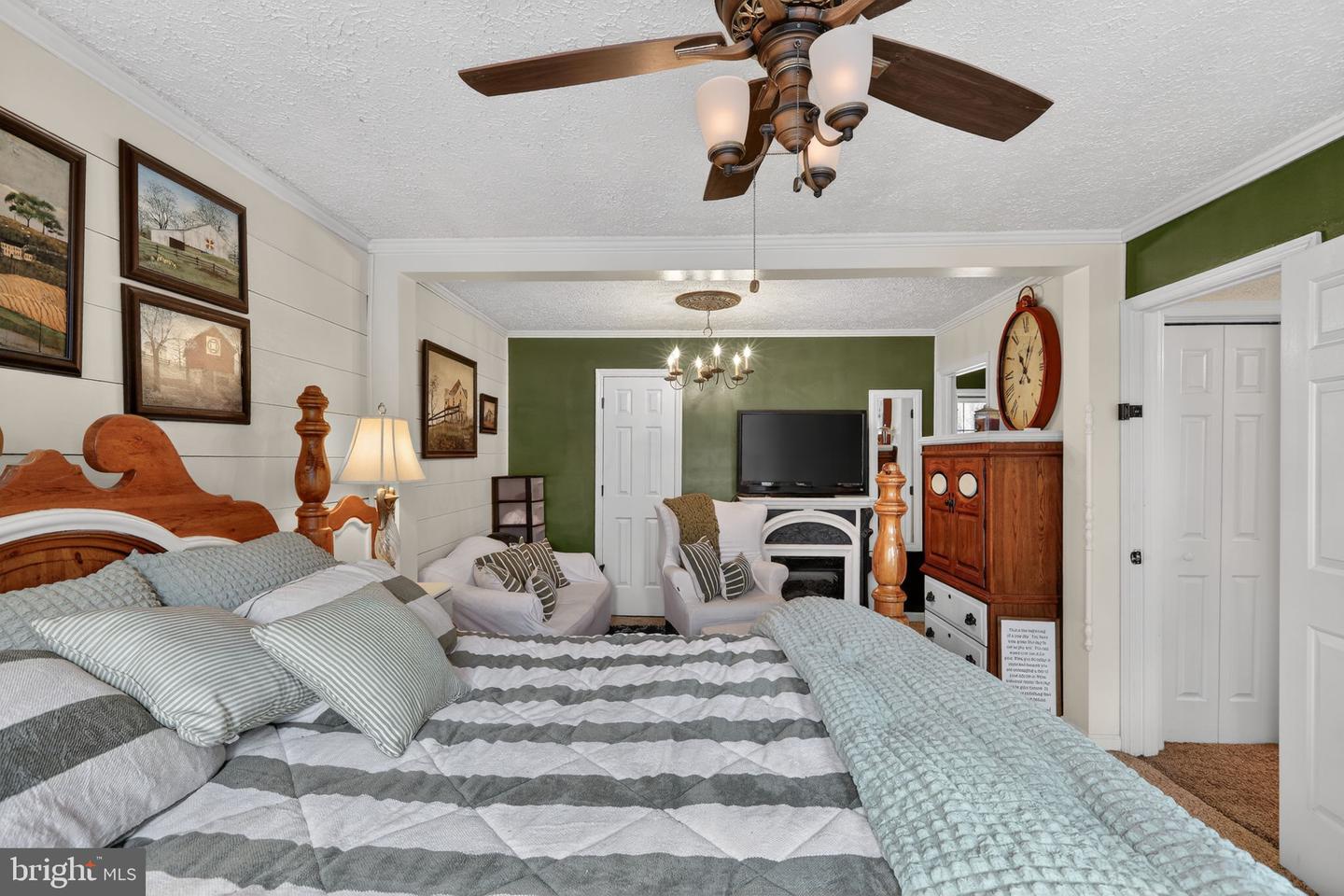 236 KUMP DR, GORE, Virginia 22637, 4 Bedrooms Bedrooms, ,4 BathroomsBathrooms,Residential,For sale,236 KUMP DR,VAFV2038806 MLS # VAFV2038806