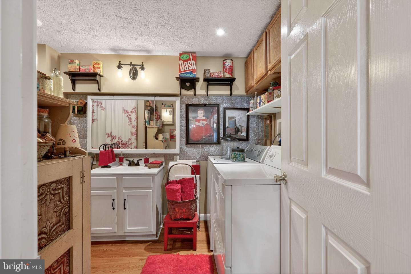 236 KUMP DR, GORE, Virginia 22637, 4 Bedrooms Bedrooms, ,4 BathroomsBathrooms,Residential,For sale,236 KUMP DR,VAFV2038806 MLS # VAFV2038806