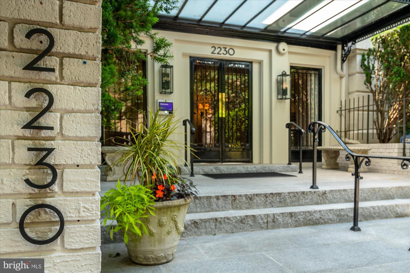 2230 CALIFORNIA ST NW #4DW, WASHINGTON, District Of Columbia 20008, 2 Bedrooms Bedrooms, ,2 BathroomsBathrooms,Residential,For sale,2230 CALIFORNIA ST NW #4DW,DCDC2240696 MLS # DCDC2240696