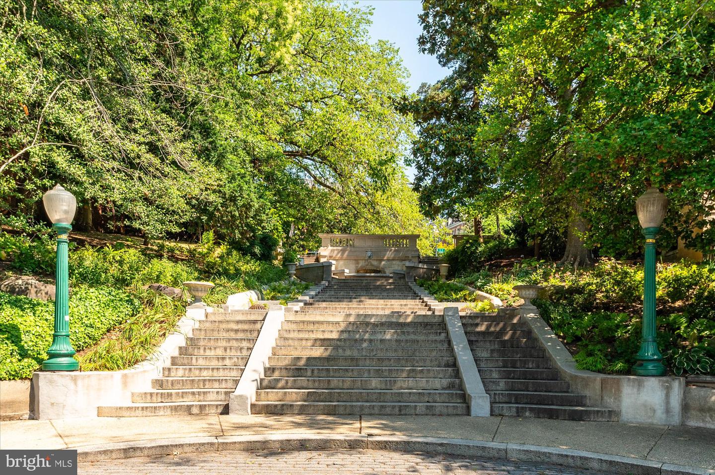 2230 CALIFORNIA ST NW #4DW, WASHINGTON, District Of Columbia 20008, 2 Bedrooms Bedrooms, ,2 BathroomsBathrooms,Residential,For sale,2230 CALIFORNIA ST NW #4DW,DCDC2240696 MLS # DCDC2240696