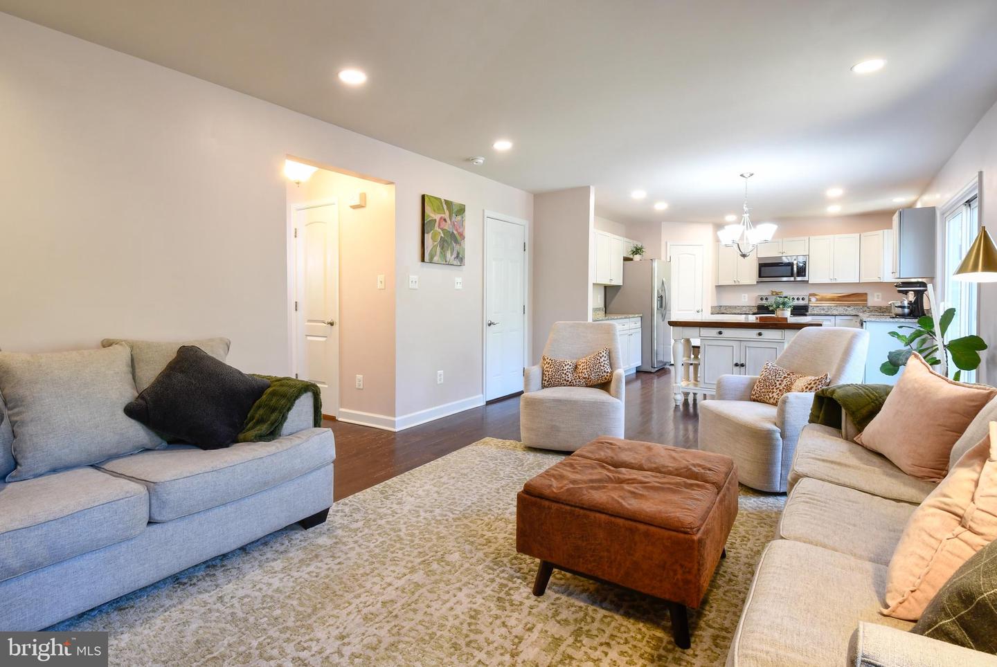 109 12TH ST, COLONIAL BEACH, Virginia 22443, 4 Bedrooms Bedrooms, 7 Rooms Rooms,2 BathroomsBathrooms,Residential,For sale,109 12TH ST,VAWE2010354 MLS # VAWE2010354