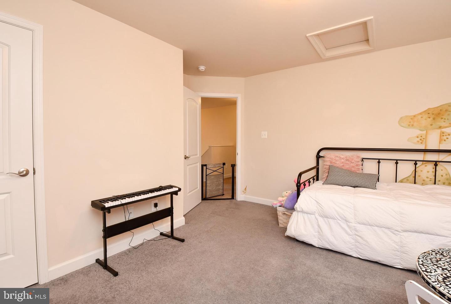 109 12TH ST, COLONIAL BEACH, Virginia 22443, 4 Bedrooms Bedrooms, 7 Rooms Rooms,2 BathroomsBathrooms,Residential,For sale,109 12TH ST,VAWE2010354 MLS # VAWE2010354