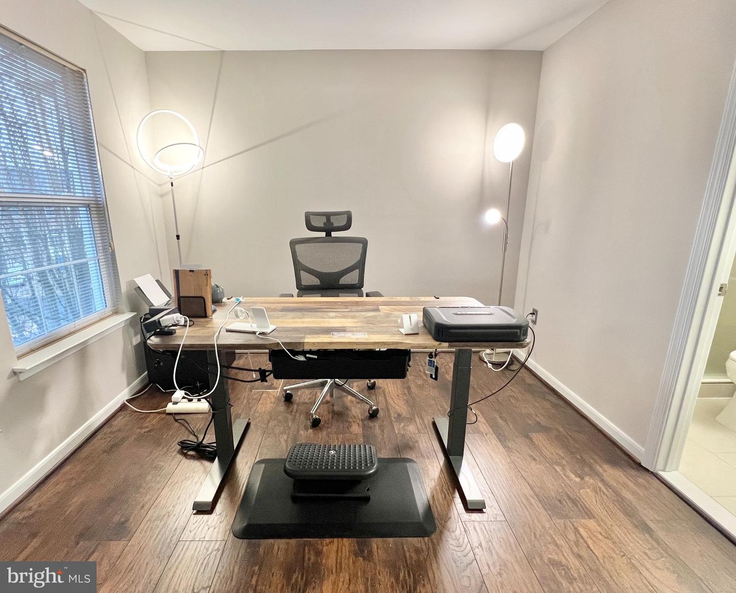 2406 MISTY DAWN CT, HERNDON, Virginia 20171, 3 Bedrooms Bedrooms, ,3 BathroomsBathrooms,Residential,For sale,2406 MISTY DAWN CT,VAFX2285160 MLS # VAFX2285160