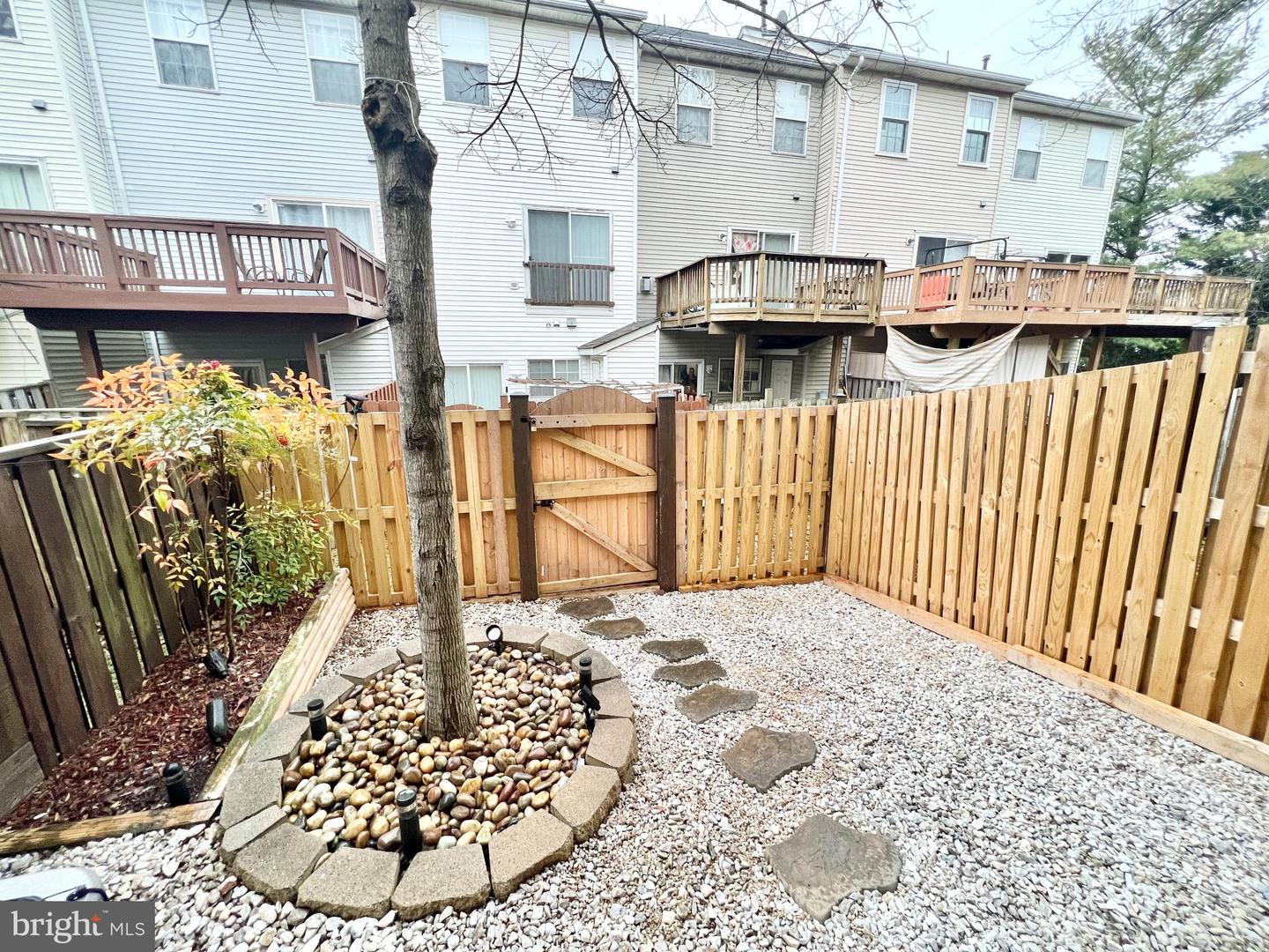 2406 MISTY DAWN CT, HERNDON, Virginia 20171, 3 Bedrooms Bedrooms, ,3 BathroomsBathrooms,Residential,For sale,2406 MISTY DAWN CT,VAFX2285160 MLS # VAFX2285160