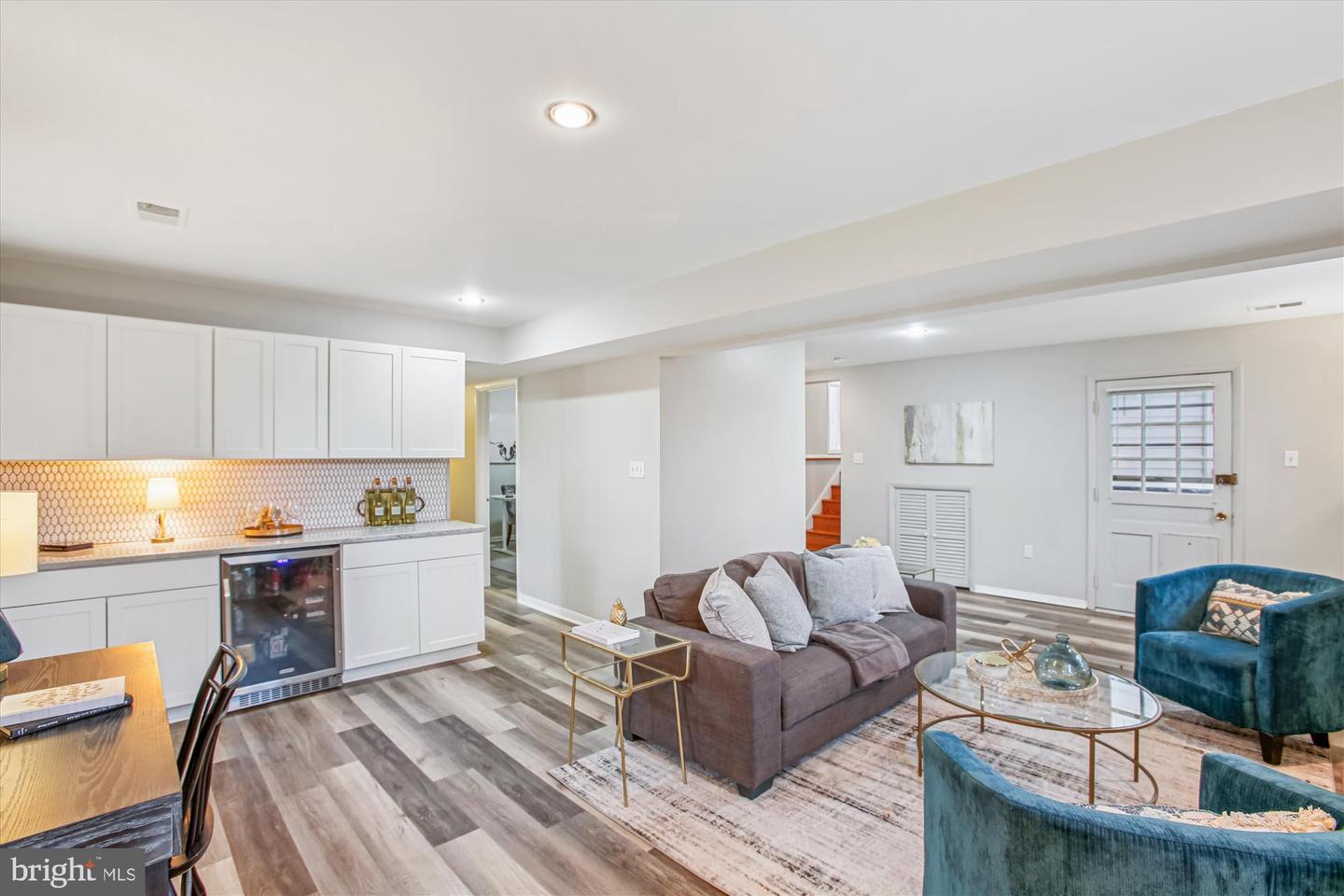 8443 PORTER LN, ALEXANDRIA, Virginia 22308, 4 Bedrooms Bedrooms, ,3 BathroomsBathrooms,Residential,For sale,8443 PORTER LN,VAFX2285164 MLS # VAFX2285164