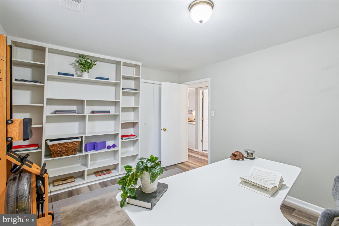 8443 PORTER LN, ALEXANDRIA, Virginia 22308, 4 Bedrooms Bedrooms, ,3 BathroomsBathrooms,Residential,For sale,8443 PORTER LN,VAFX2285164 MLS # VAFX2285164