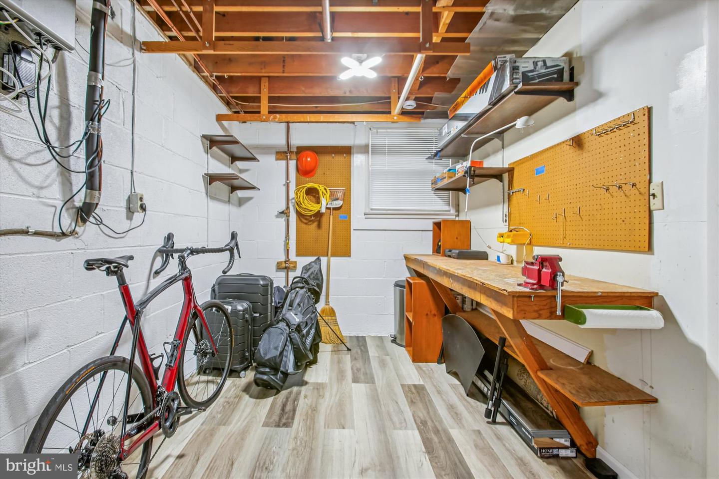 8443 PORTER LN, ALEXANDRIA, Virginia 22308, 4 Bedrooms Bedrooms, ,3 BathroomsBathrooms,Residential,For sale,8443 PORTER LN,VAFX2285164 MLS # VAFX2285164