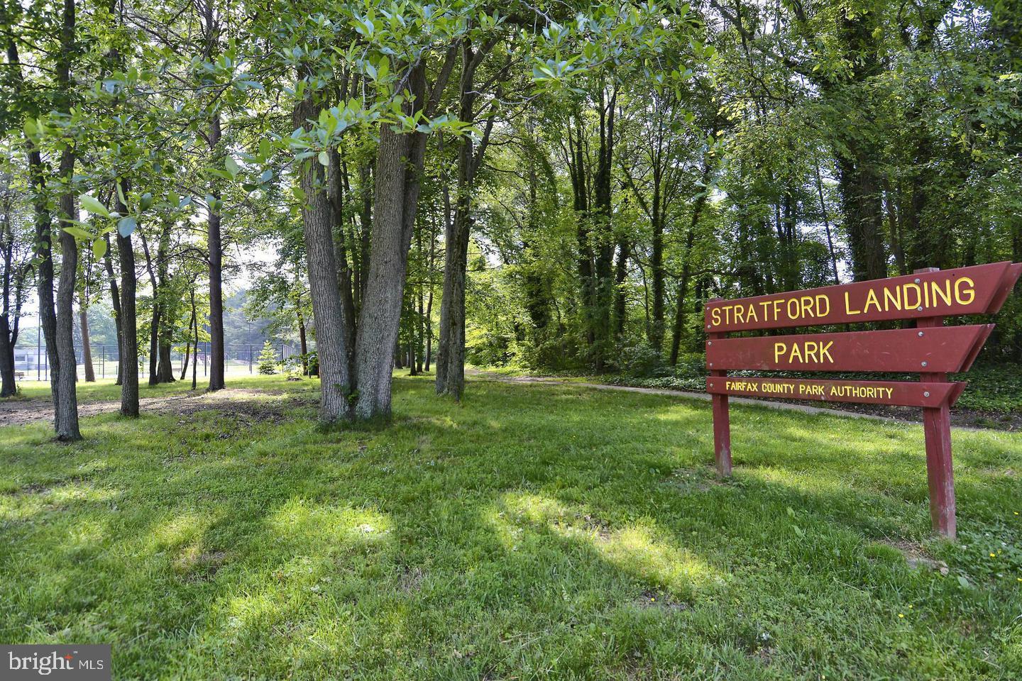 8443 PORTER LN, ALEXANDRIA, Virginia 22308, 4 Bedrooms Bedrooms, ,3 BathroomsBathrooms,Residential,For sale,8443 PORTER LN,VAFX2285164 MLS # VAFX2285164