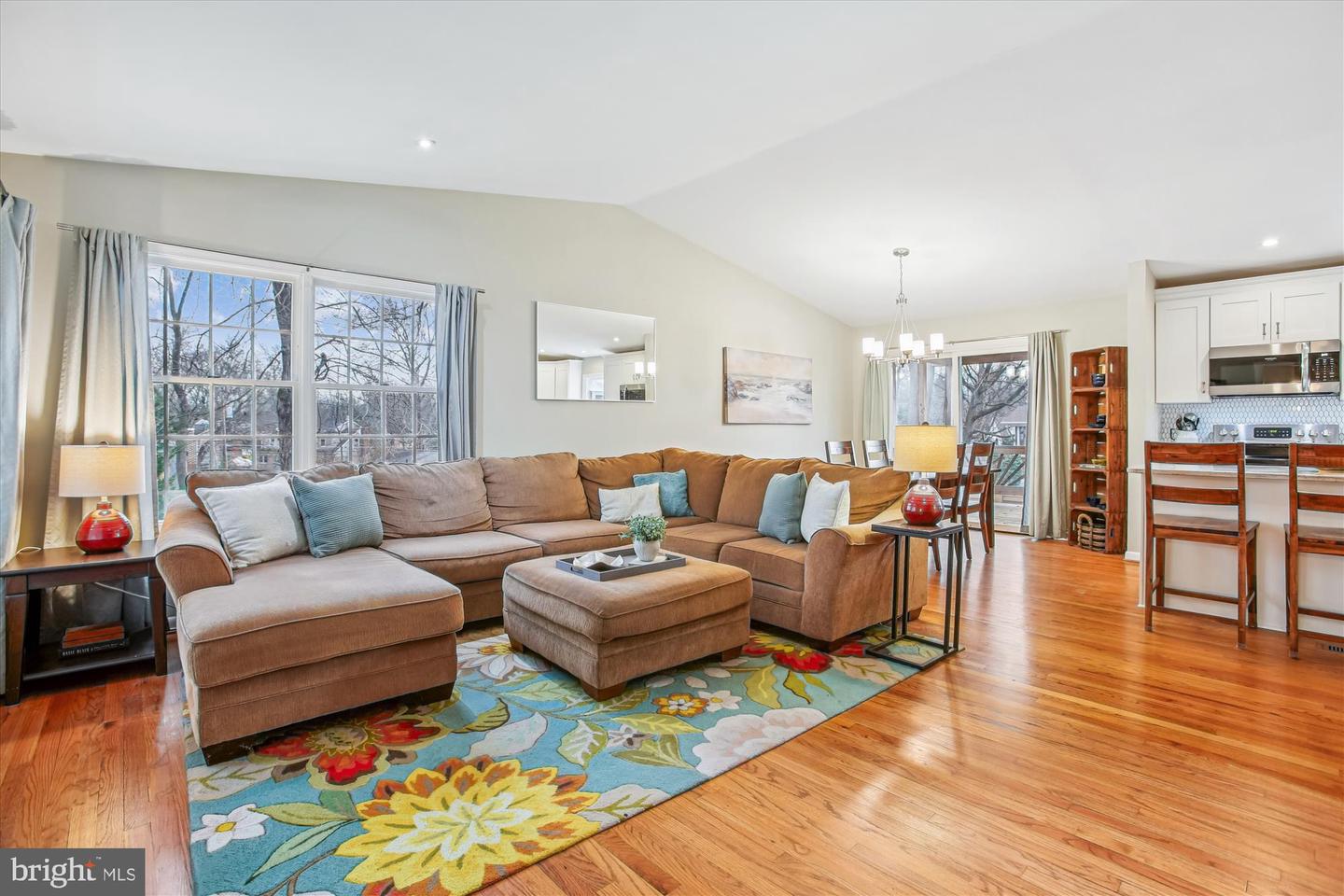 8443 PORTER LN, ALEXANDRIA, Virginia 22308, 4 Bedrooms Bedrooms, ,3 BathroomsBathrooms,Residential,For sale,8443 PORTER LN,VAFX2285164 MLS # VAFX2285164