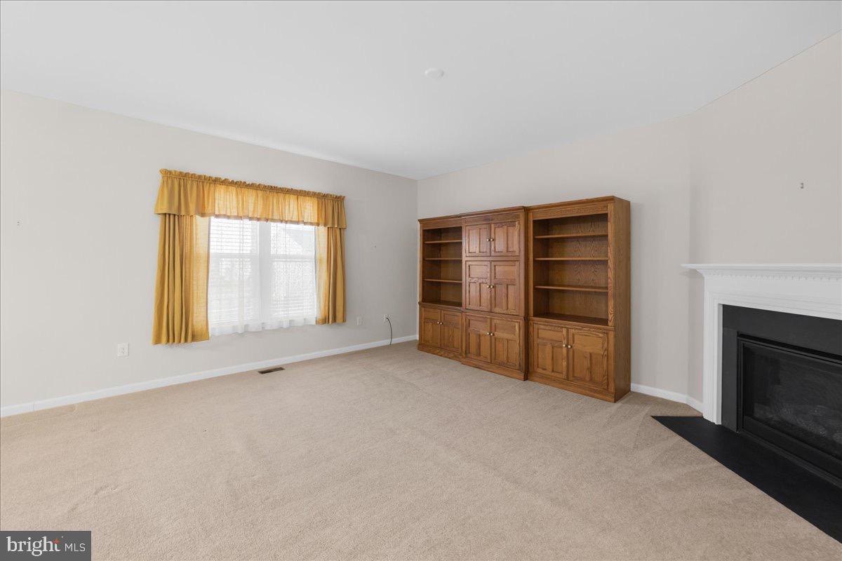 556 GARDEN GATE DR, STEPHENS CITY, Virginia 22655, 4 Bedrooms Bedrooms, 12 Rooms Rooms,3 BathroomsBathrooms,Residential,For sale,556 GARDEN GATE DR,VAFV2038828 MLS # VAFV2038828