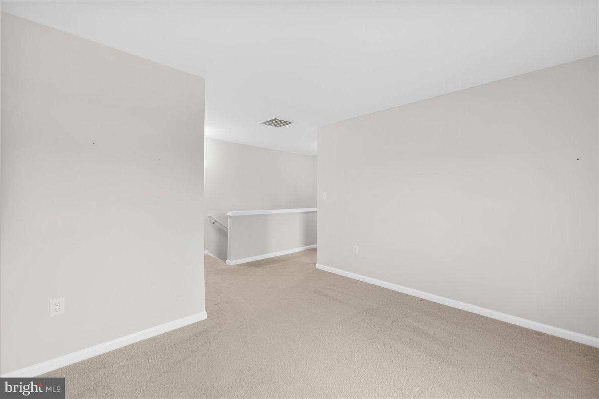 556 GARDEN GATE DR, STEPHENS CITY, Virginia 22655, 4 Bedrooms Bedrooms, 12 Rooms Rooms,3 BathroomsBathrooms,Residential,For sale,556 GARDEN GATE DR,VAFV2038828 MLS # VAFV2038828