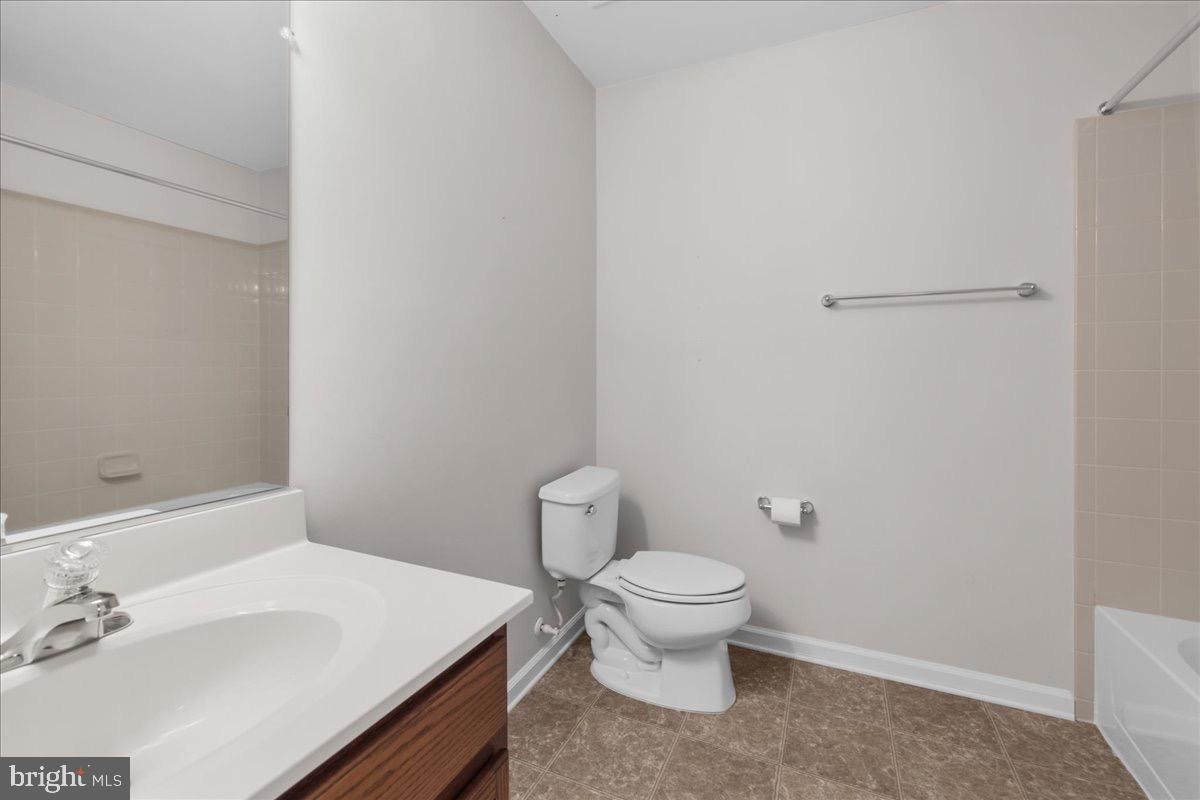 556 GARDEN GATE DR, STEPHENS CITY, Virginia 22655, 4 Bedrooms Bedrooms, 12 Rooms Rooms,3 BathroomsBathrooms,Residential,For sale,556 GARDEN GATE DR,VAFV2038828 MLS # VAFV2038828