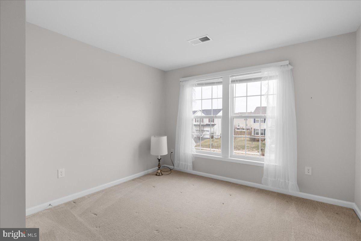 556 GARDEN GATE DR, STEPHENS CITY, Virginia 22655, 4 Bedrooms Bedrooms, 12 Rooms Rooms,3 BathroomsBathrooms,Residential,For sale,556 GARDEN GATE DR,VAFV2038828 MLS # VAFV2038828