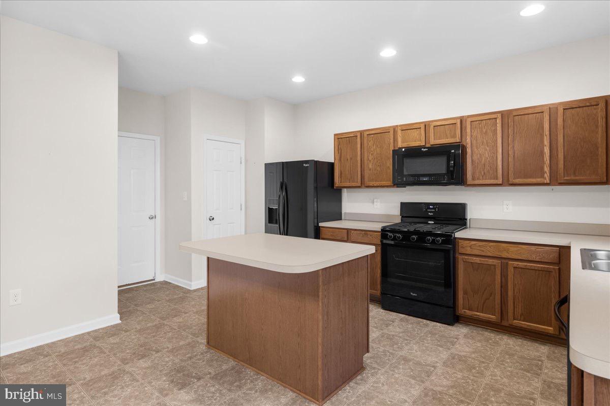 556 GARDEN GATE DR, STEPHENS CITY, Virginia 22655, 4 Bedrooms Bedrooms, 12 Rooms Rooms,3 BathroomsBathrooms,Residential,For sale,556 GARDEN GATE DR,VAFV2038828 MLS # VAFV2038828