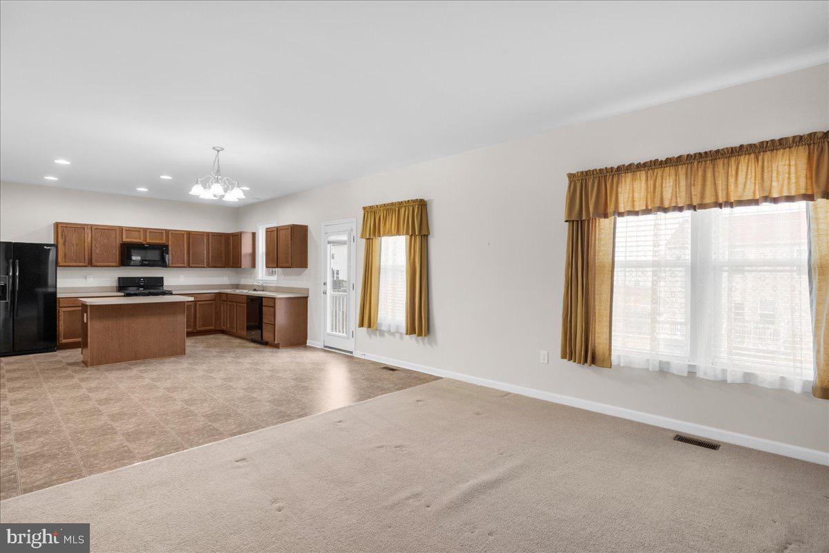 556 GARDEN GATE DR, STEPHENS CITY, Virginia 22655, 4 Bedrooms Bedrooms, 12 Rooms Rooms,3 BathroomsBathrooms,Residential,For sale,556 GARDEN GATE DR,VAFV2038828 MLS # VAFV2038828