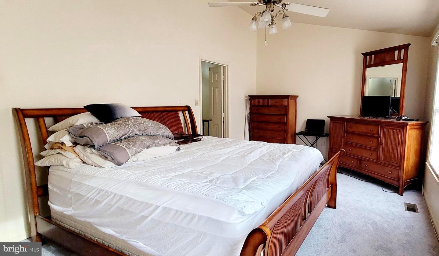 SPRINGFIELD, Virginia 22152, 3 Bedrooms Bedrooms, ,2 BathroomsBathrooms,Residential,For sale,VAFX2285210 MLS # VAFX2285210 SPRINGFIELD, Virginia 22152, 3 Bedrooms Bedrooms, ,2 BathroomsBathrooms,Residential,For sale,VAFX2285210 MLS # VAFX2285210