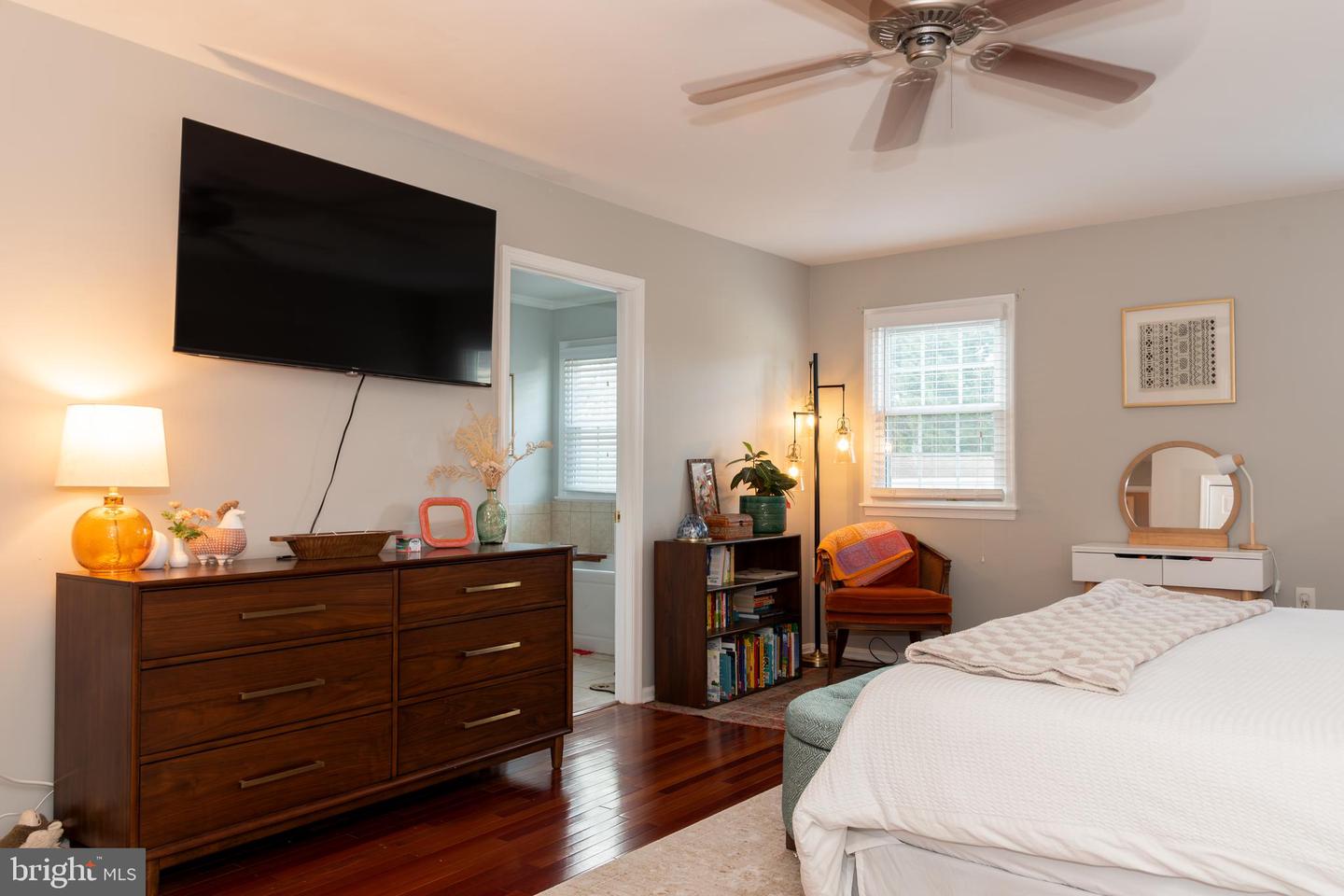 402 DODD DR NW, LEESBURG, Virginia 20176, 3 Bedrooms Bedrooms, ,2 BathroomsBathrooms,Residential,For sale,402 DODD DR NW,VALO2113750 MLS # VALO2113750