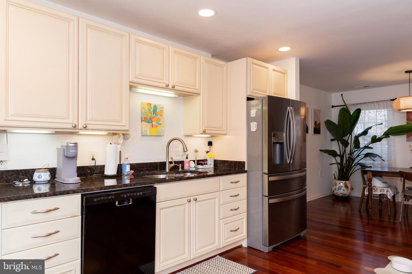 402 DODD DR NW, LEESBURG, Virginia 20176, 3 Bedrooms Bedrooms, ,2 BathroomsBathrooms,Residential,For sale,402 DODD DR NW,VALO2113750 MLS # VALO2113750