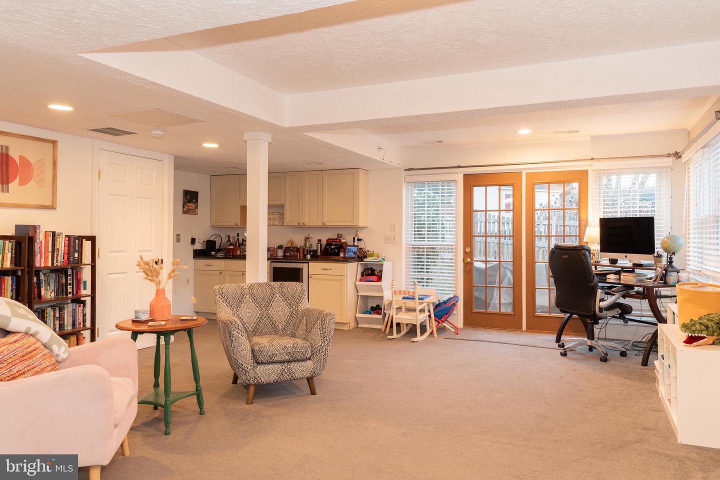 402 DODD DR NW, LEESBURG, Virginia 20176, 3 Bedrooms Bedrooms, ,2 BathroomsBathrooms,Residential,For sale,402 DODD DR NW,VALO2113750 MLS # VALO2113750