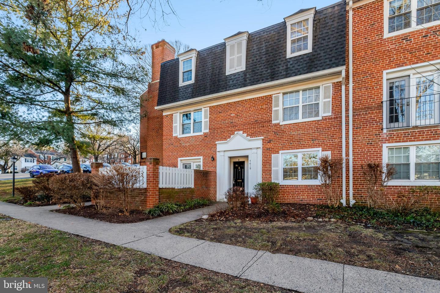 4619-A 28TH RD S #A, ARLINGTON, Virginia 22206, 2 Bedrooms Bedrooms, ,1 BathroomBathrooms,Residential,For sale,4619-A 28TH RD S #A,VAAR2067630 MLS # VAAR2067630