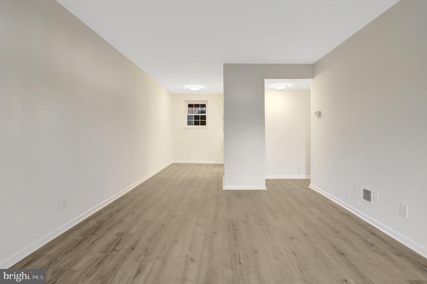 4619-A 28TH RD S #A, ARLINGTON, Virginia 22206, 2 Bedrooms Bedrooms, ,1 BathroomBathrooms,Residential,For sale,4619-A 28TH RD S #A,VAAR2067630 MLS # VAAR2067630