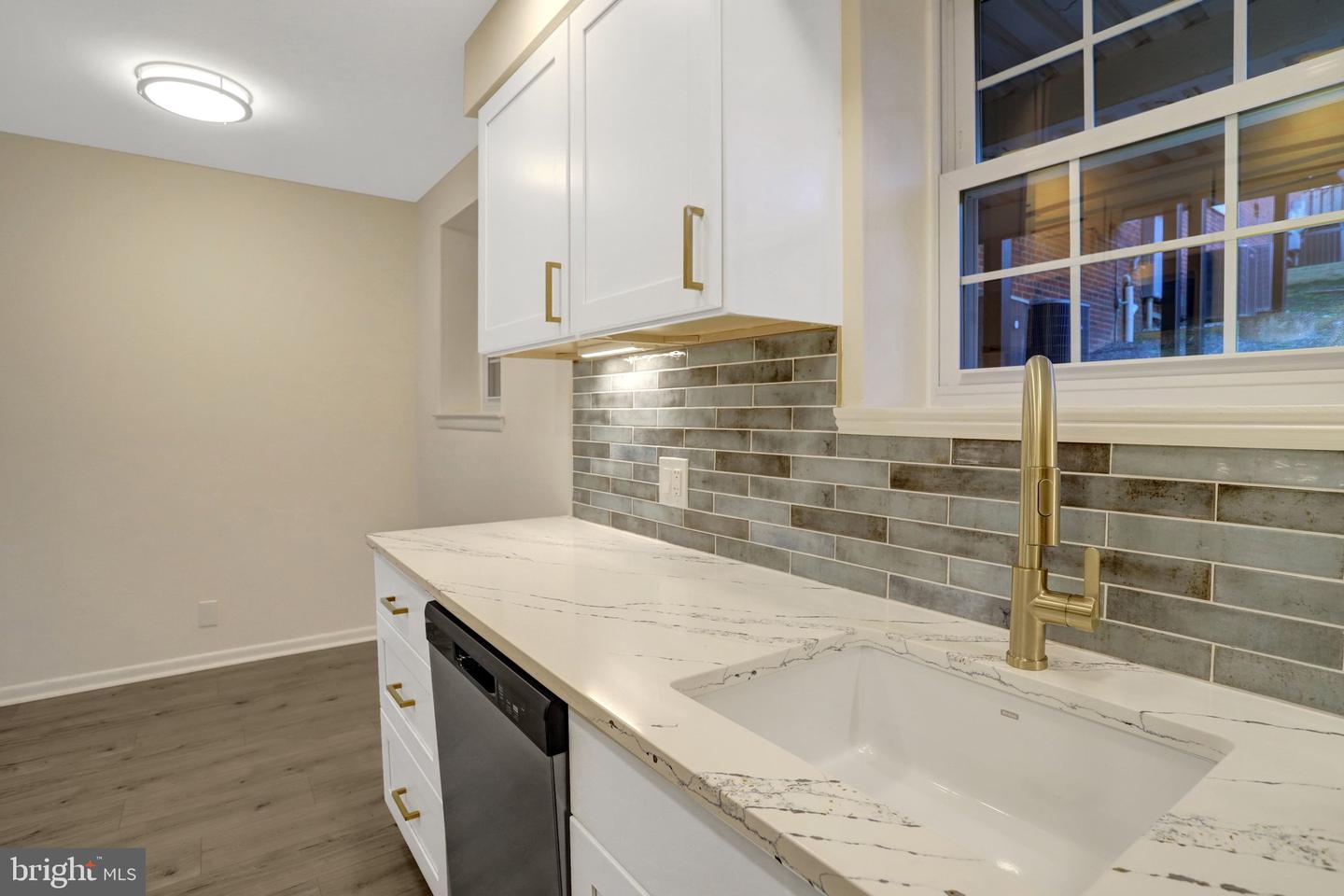 4619-A 28TH RD S #A, ARLINGTON, Virginia 22206, 2 Bedrooms Bedrooms, ,1 BathroomBathrooms,Residential,For sale,4619-A 28TH RD S #A,VAAR2067630 MLS # VAAR2067630