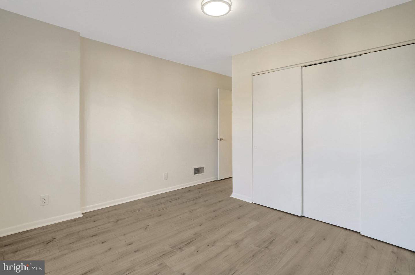 4619-A 28TH RD S #A, ARLINGTON, Virginia 22206, 2 Bedrooms Bedrooms, ,1 BathroomBathrooms,Residential,For sale,4619-A 28TH RD S #A,VAAR2067630 MLS # VAAR2067630