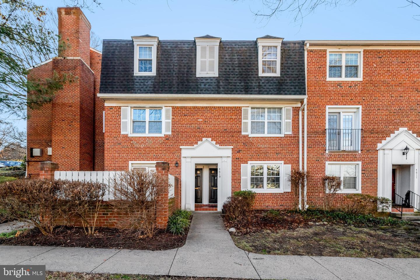 4619-A 28TH RD S #A, ARLINGTON, Virginia 22206, 2 Bedrooms Bedrooms, ,1 BathroomBathrooms,Residential,For sale,4619-A 28TH RD S #A,VAAR2067630 MLS # VAAR2067630